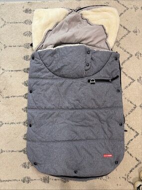 Stroller Muffler- like new!